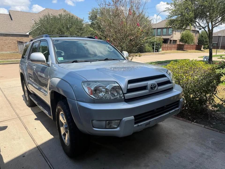 2005 Toyota 4Runner 4th Gen - Image 2 of 10