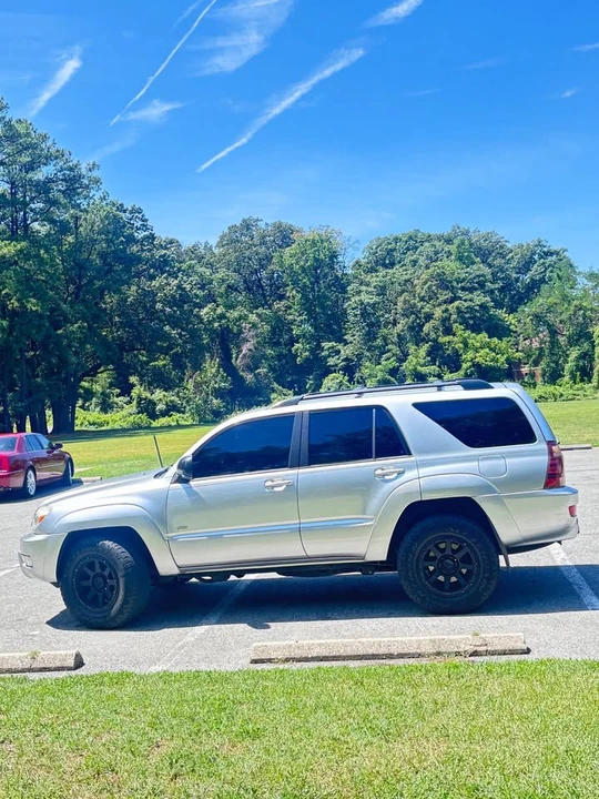 2005 Toyota 4Runner 4th Gen - Image 4 of 8