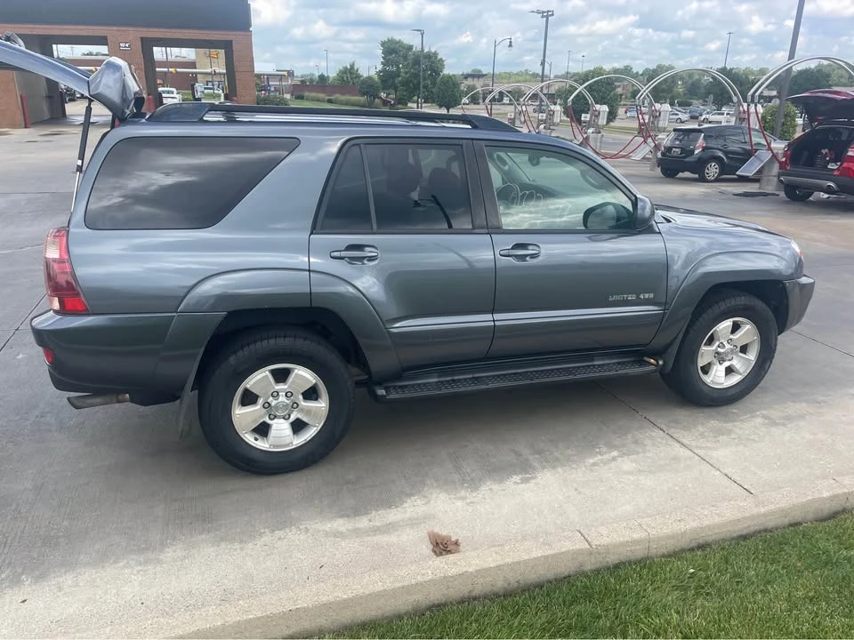 2005 Toyota 4Runner 4th Gen - Image 3 of 10