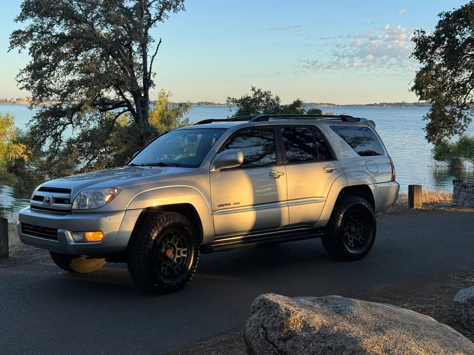 2005 Toyota 4Runner 4th Gen - Image 11 of 31