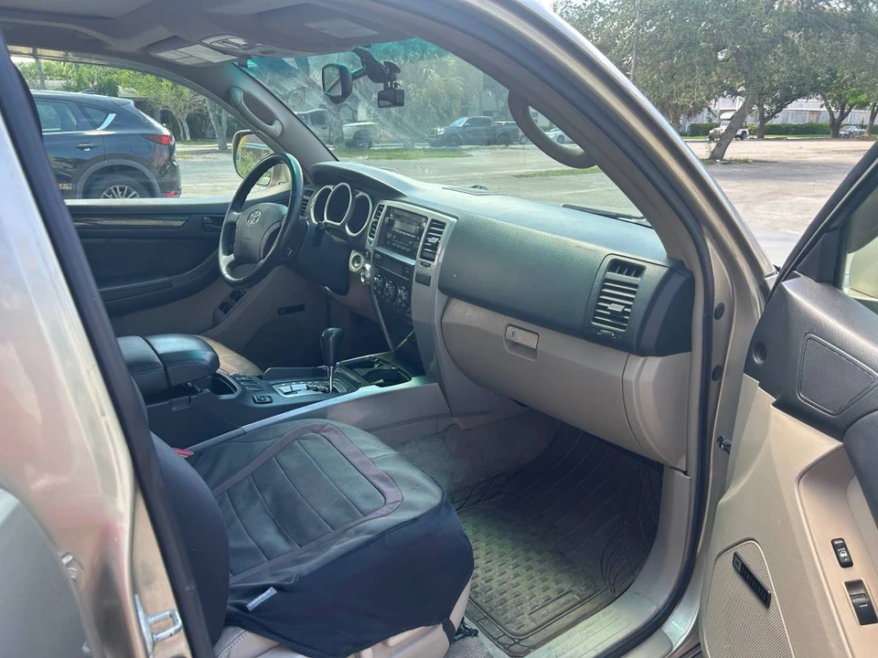 2005 Toyota 4Runner 4th Gen - Image 5 of 14