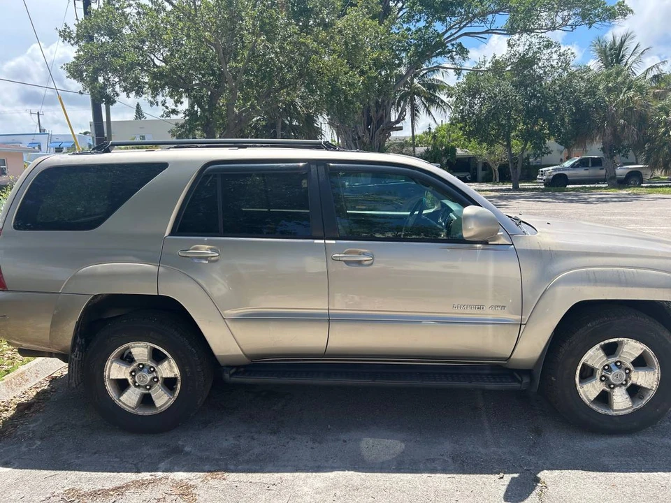 2005 Toyota 4Runner 4th Gen - Image 11 of 14