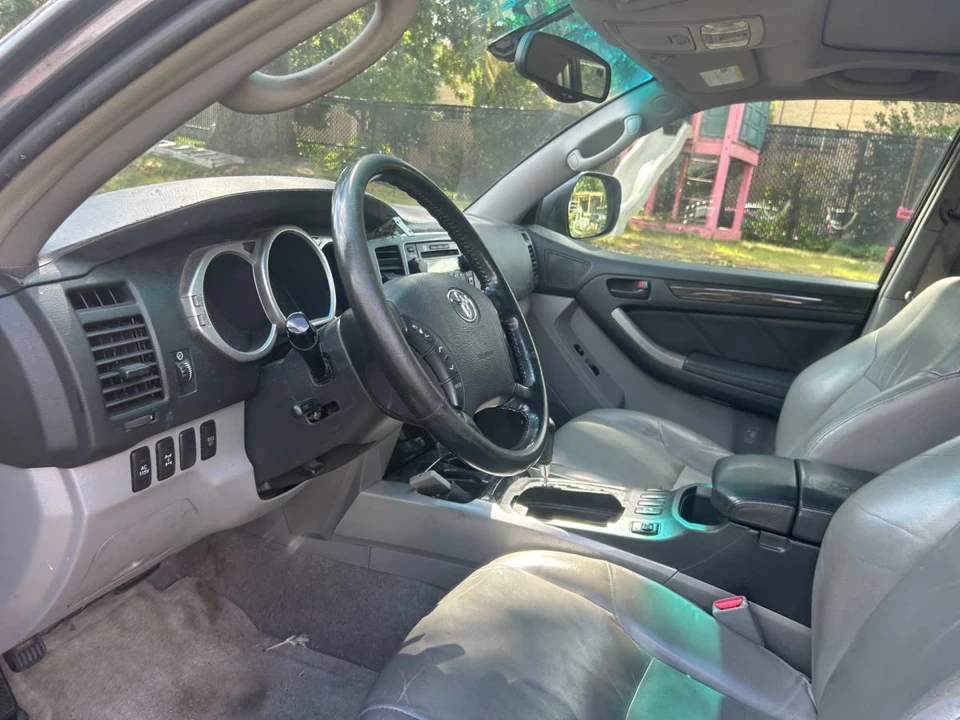 2005 Toyota 4Runner 4th Gen - Image 11 of 17