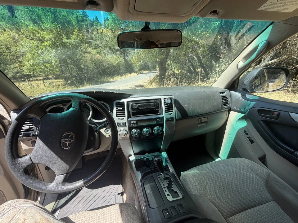 2005 Toyota 4Runner 4th Gen - Image 8 of 10