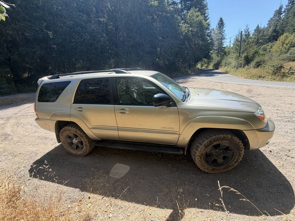 2005 Toyota 4Runner 4th Gen - Image 6 of 10