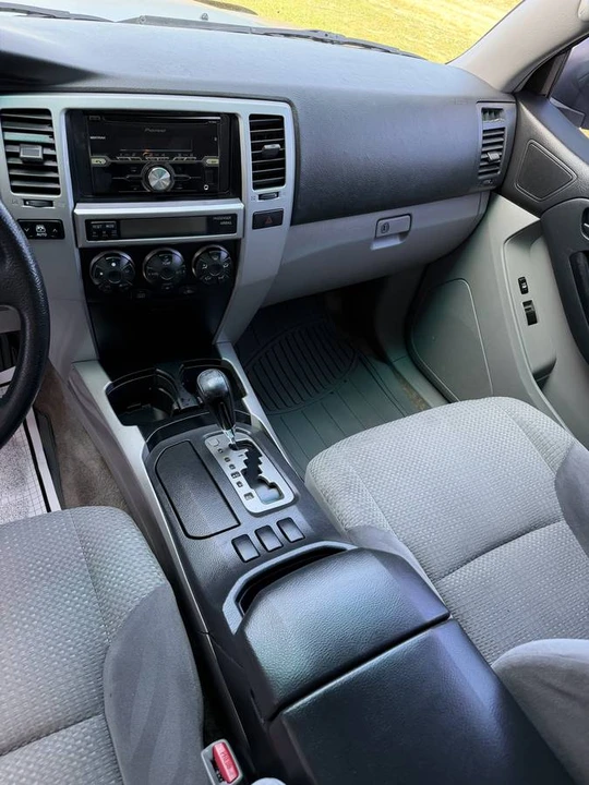 2005 Toyota 4Runner 4th Gen - Image 8 of 14