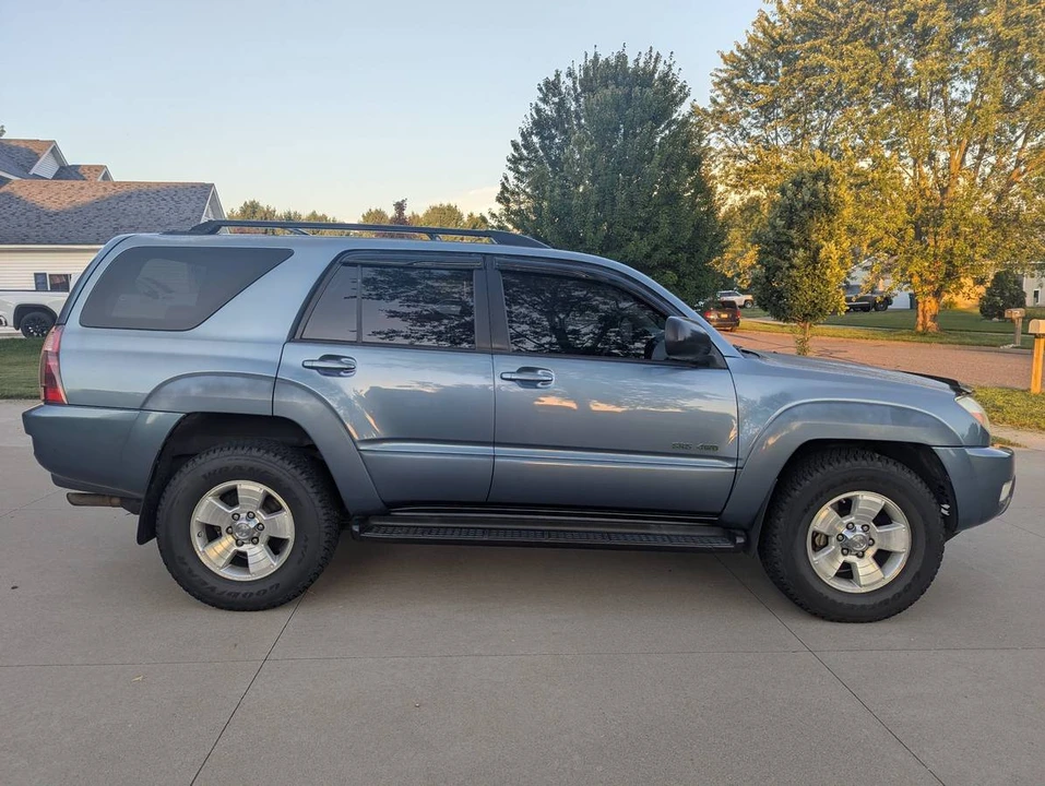 2005 Toyota 4Runner 4th Gen - Image 3 of 13