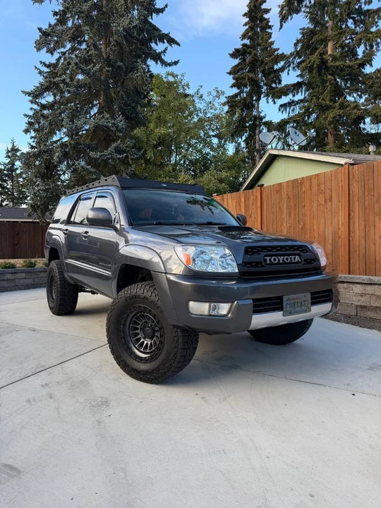 2005 Toyota 4Runner 4th Gen - Image 2 of 21