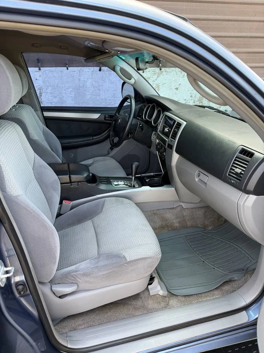 2005 Toyota 4Runner 4th Gen - Image 12 of 14