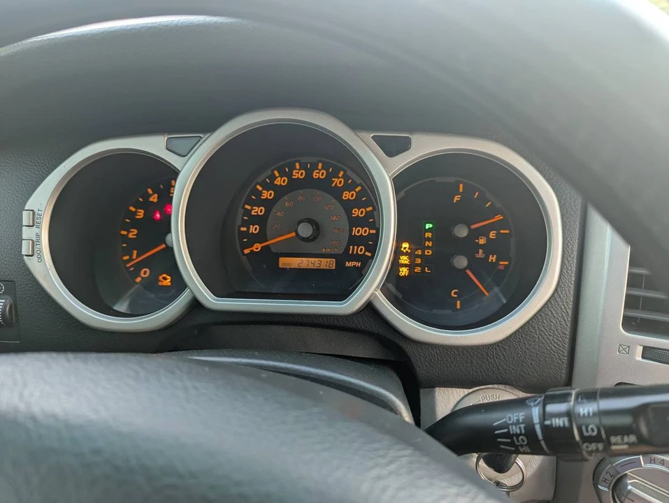 2005 Toyota 4Runner 4th Gen - Image 10 of 13