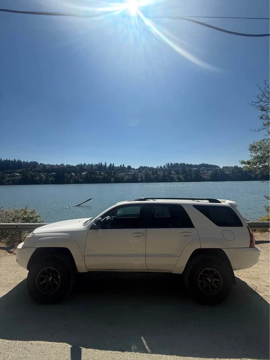 2005 Toyota 4Runner 4th Gen - Image 5 of 12
