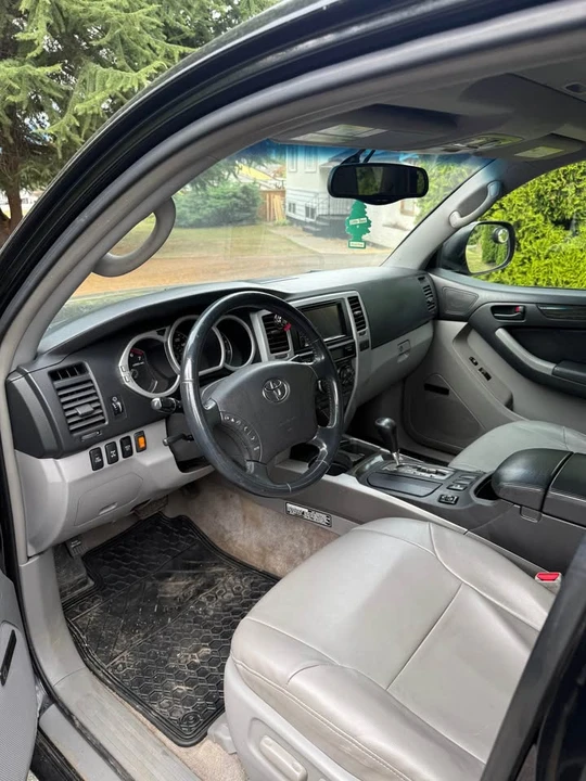 2005 Toyota 4Runner 4th Gen - Image 8 of 17