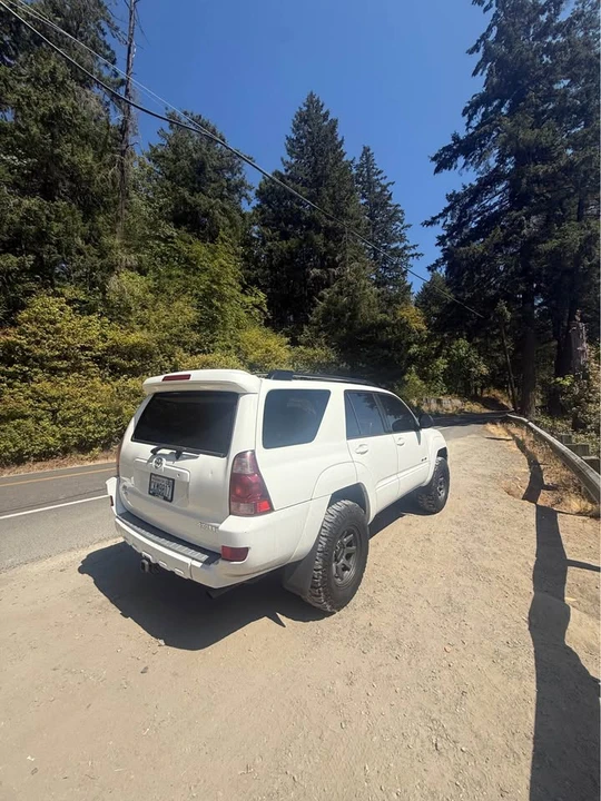 2005 Toyota 4Runner 4th Gen - Image 3 of 12