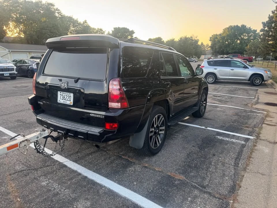 2005 Toyota 4Runner 4th Gen - Image 3 of 8