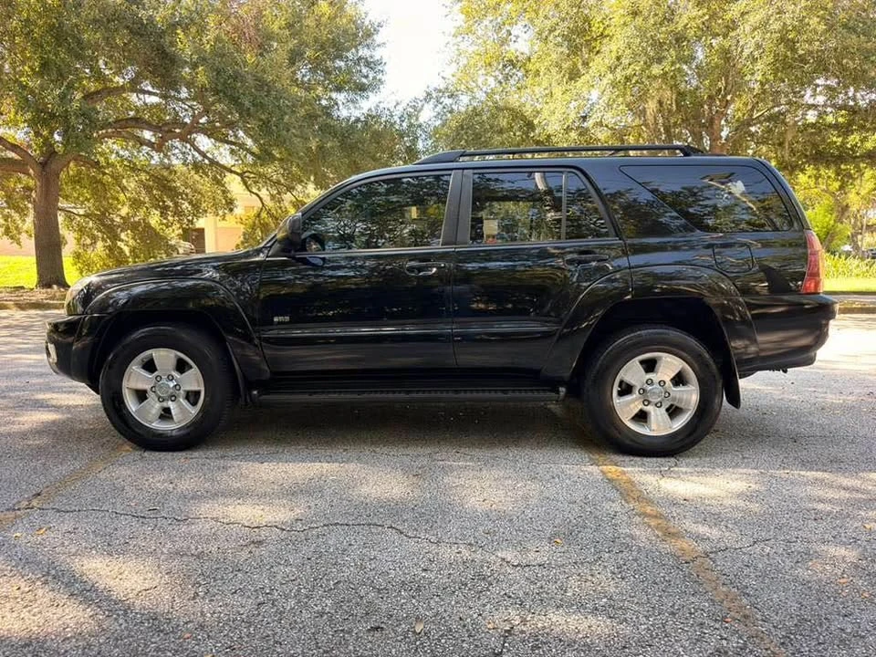 2005 Toyota 4Runner 4th Gen - Image 3 of 18