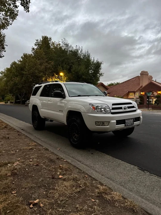 2005 Toyota 4Runner 4th Gen - Image 6 of 10