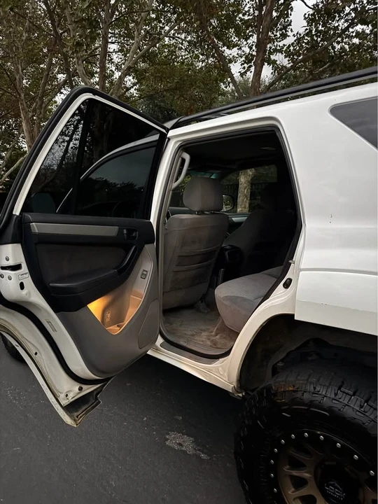 2005 Toyota 4Runner 4th Gen - Image 8 of 10