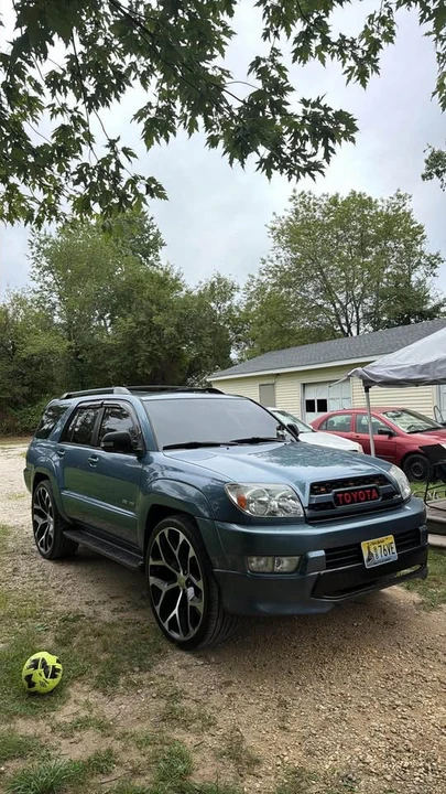 2005 Toyota 4Runner 4th Gen - Image 3 of 4