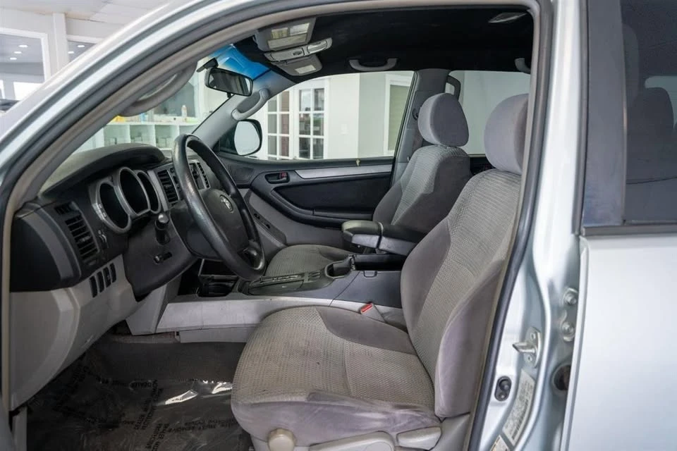2005 Toyota 4Runner 4th Gen - Image 11 of 15