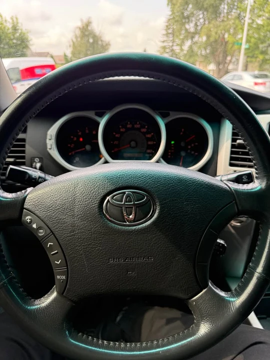 2005 Toyota 4Runner 4th Gen - Image 9 of 11