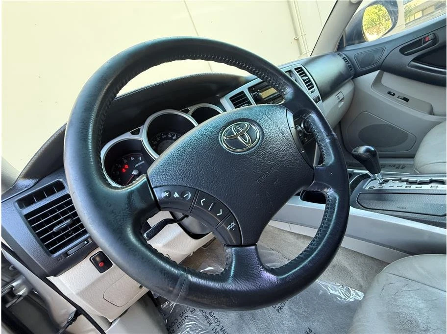 2005 Toyota 4Runner 4th Gen - Image 11 of 20