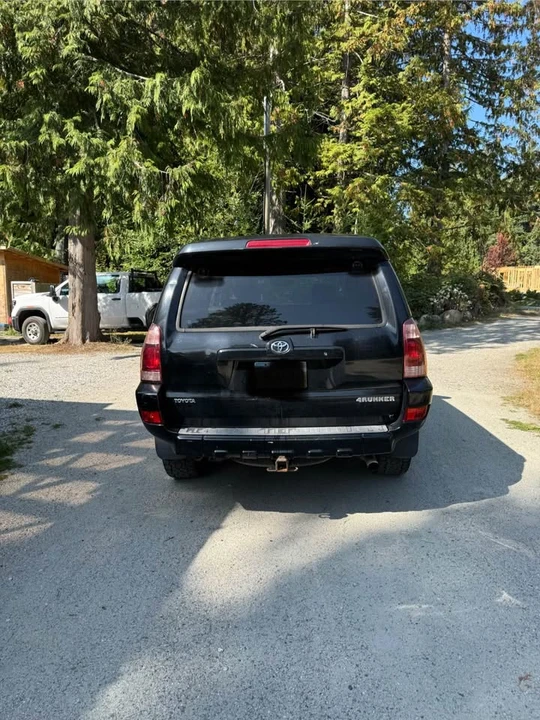 2005 Toyota 4Runner 4th Gen - Image 2 of 11