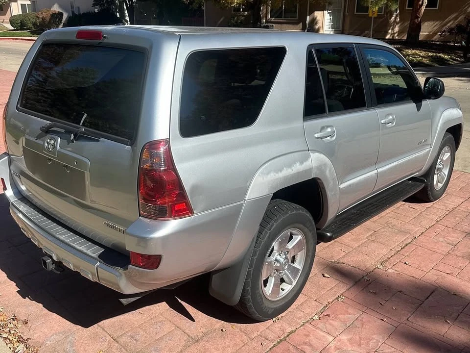 2005 Toyota 4Runner 4th Gen - Image 11 of 15