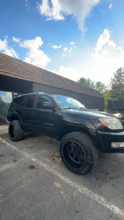 2005 Toyota 4Runner 4th Gen - Image 2 of 6