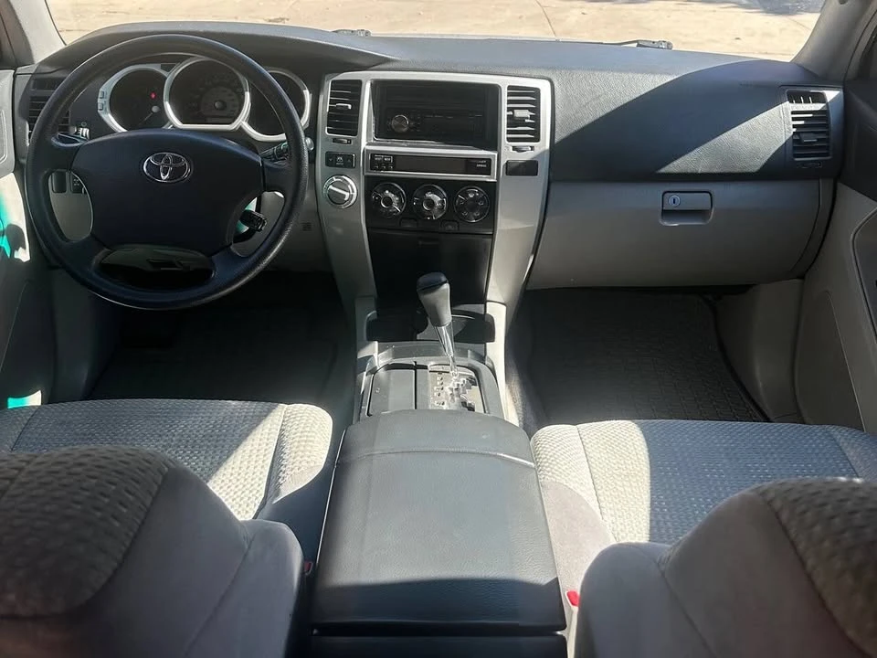2005 Toyota 4Runner 4th Gen - Image 2 of 15