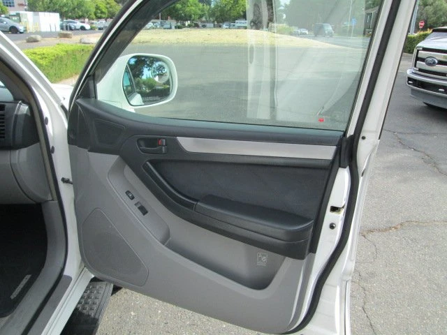2005 Toyota 4Runner 4th Gen - Image 10 of 16