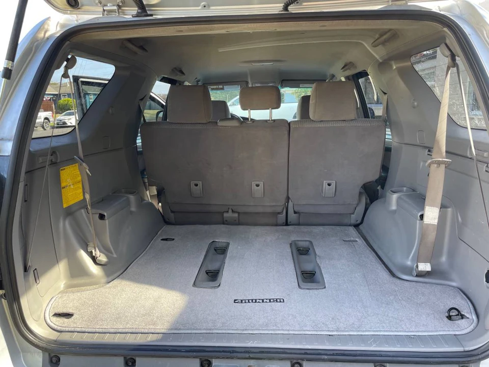2005 Toyota 4Runner 4th Gen - Image 13 of 21