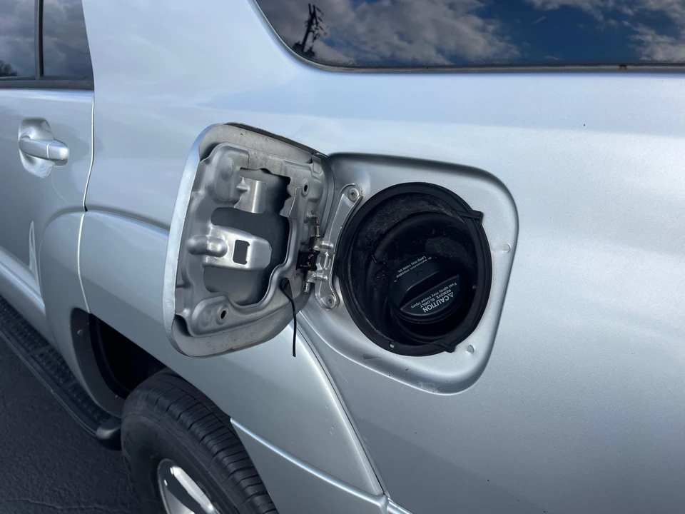 2005 Toyota 4Runner 4th Gen - Image 18 of 31