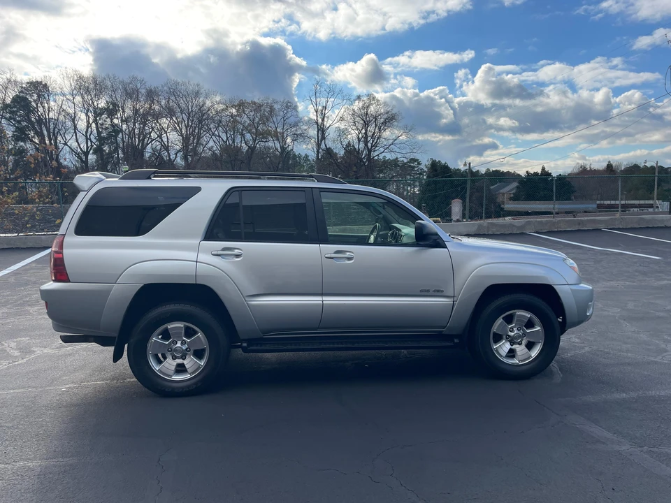 2005 Toyota 4Runner 4th Gen - Image 9 of 31