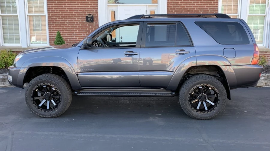 2005 Toyota 4Runner 4th Gen - Image 2 of 9