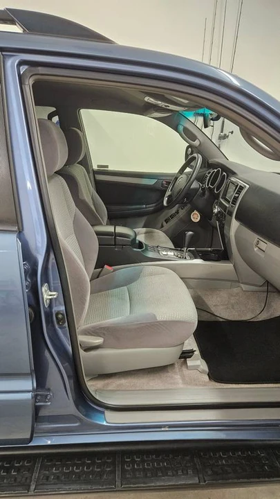 2005 Toyota 4Runner 4th Gen - Image 4 of 7
