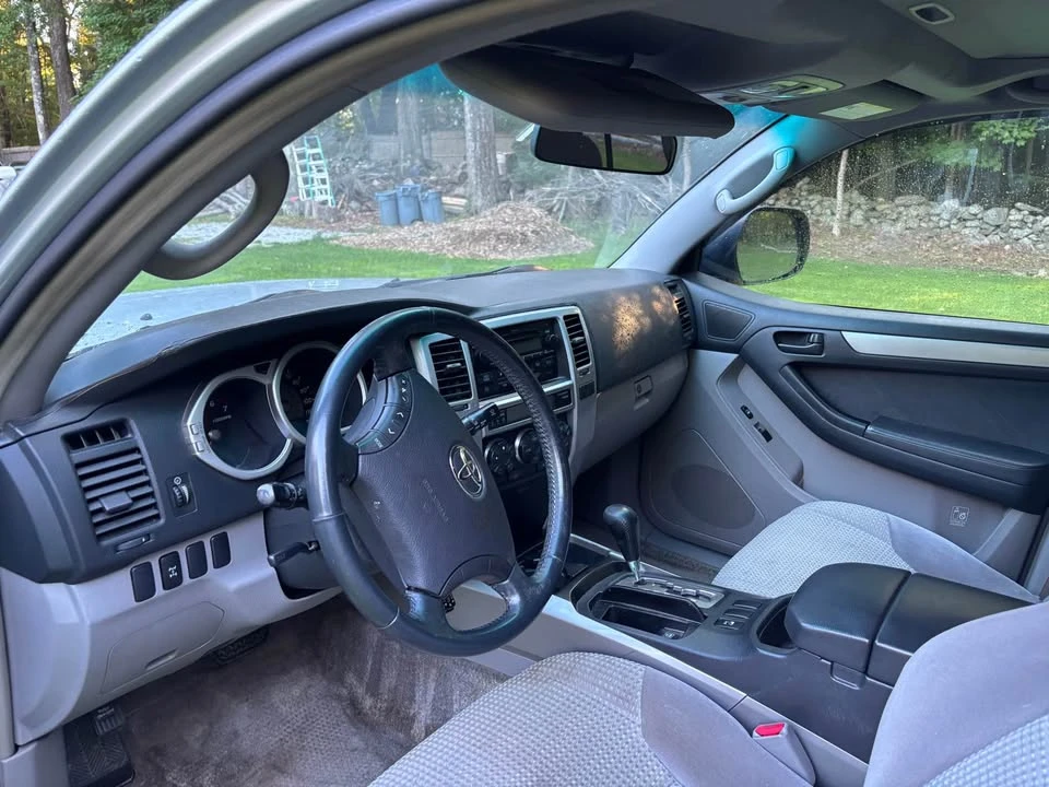 2005 Toyota 4Runner 4th Gen - Image 10 of 14