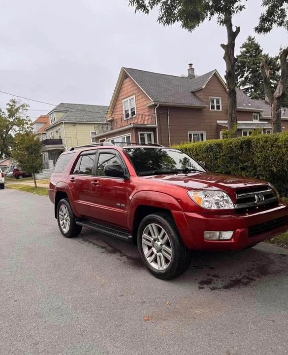 2005 Toyota 4Runner 4th Gen - Image 2 of 10