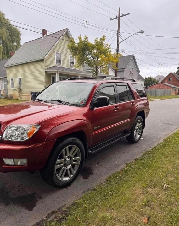 2005 Toyota 4Runner 4th Gen - Image 3 of 10