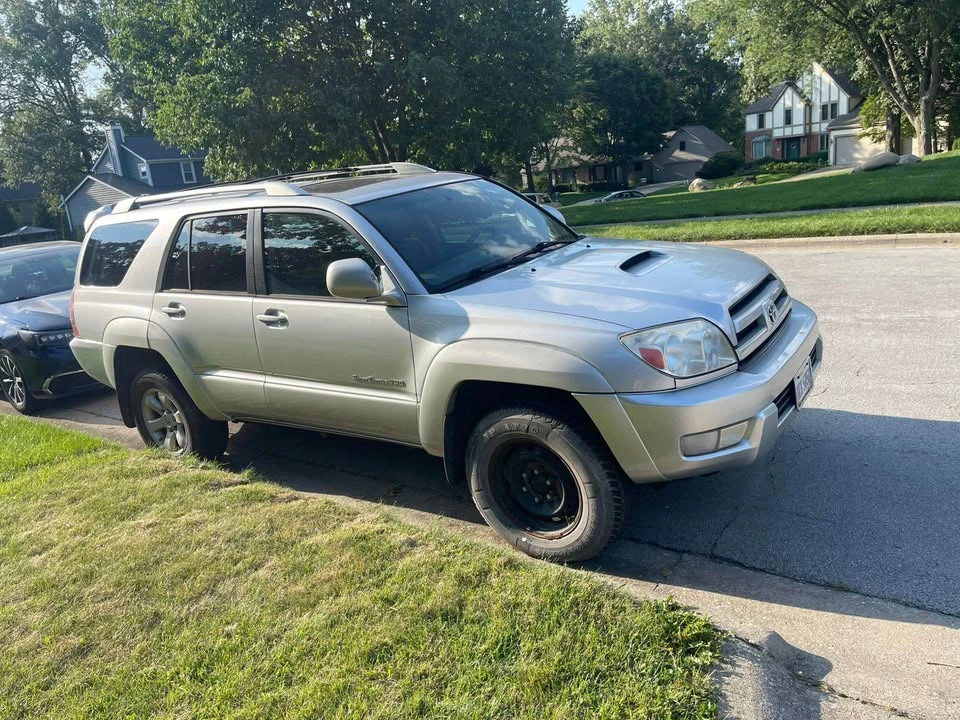 2005 Toyota 4Runner 4th Gen - Image 3 of 3