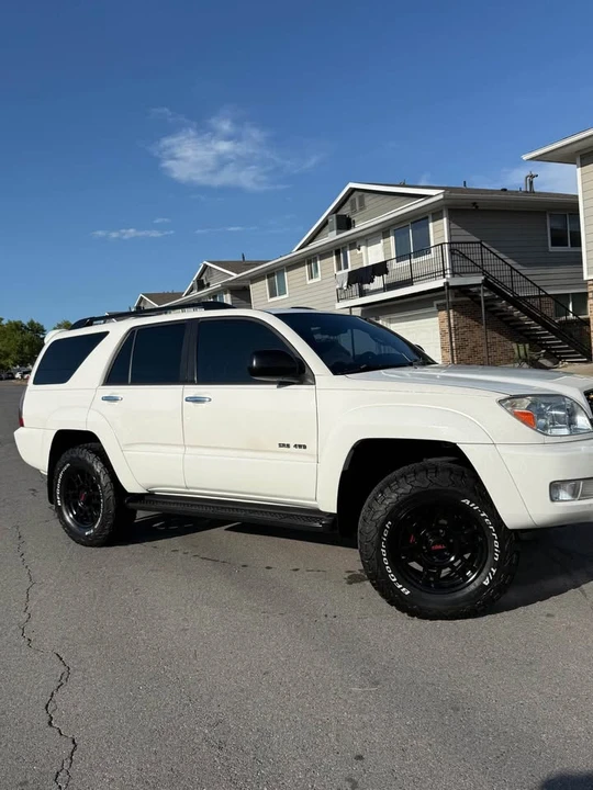 2005 Toyota 4Runner 4th Gen - Image 2 of 10