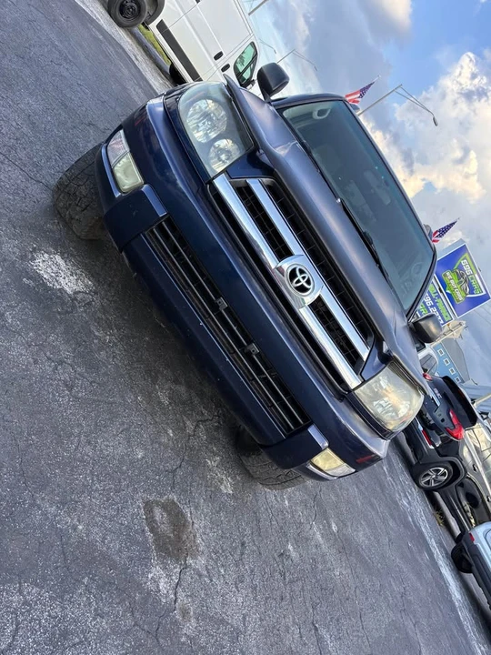 2005 Toyota 4Runner 4th Gen - Image 2 of 20
