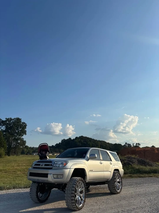 2005 Toyota 4Runner 4th Gen - Image 3 of 4