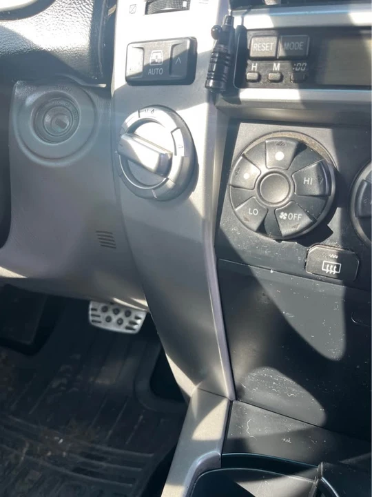 2005 Toyota 4Runner 4th Gen - Image 5 of 6