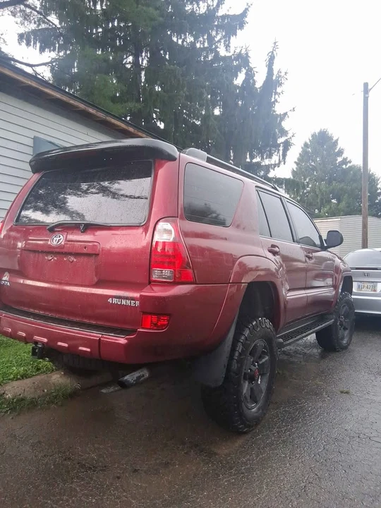 2005 Toyota 4Runner 4th Gen - Image 3 of 6
