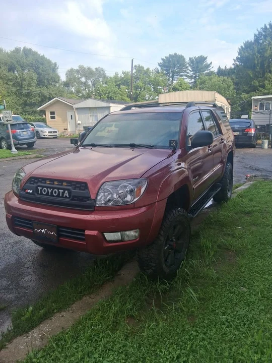 2005 Toyota 4Runner 4th Gen - Image 2 of 6