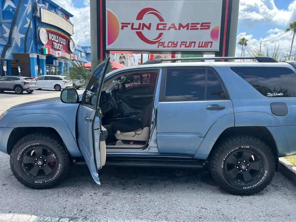 2005 Toyota 4Runner 4th Gen - Image 2 of 5