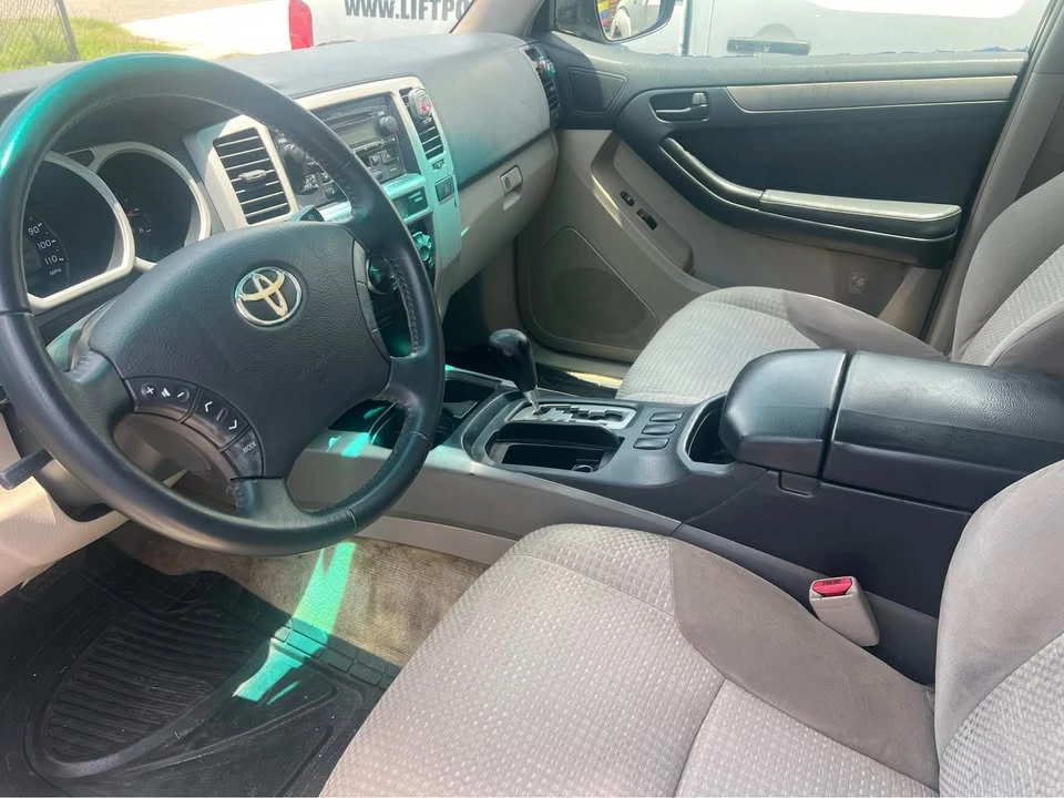 2005 Toyota 4Runner 4th Gen - Image 6 of 12