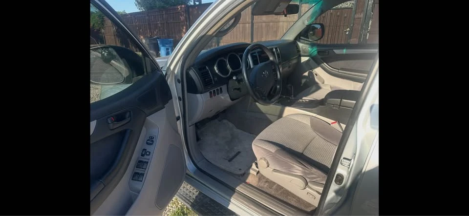2005 Toyota 4Runner 4th Gen - Image 8 of 10