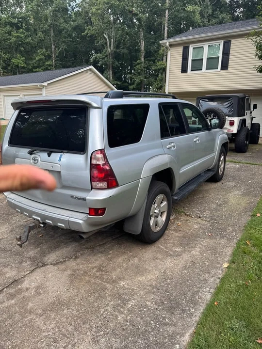 2005 Toyota 4Runner 4th Gen - Image 3 of 7