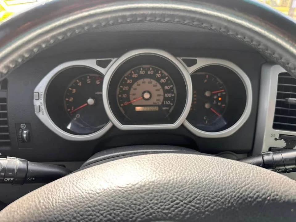 2005 Toyota 4Runner 4th Gen - Image 8 of 19